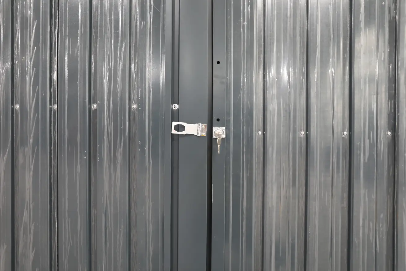 10x20-ft-single-car-metal-garage-scene-5