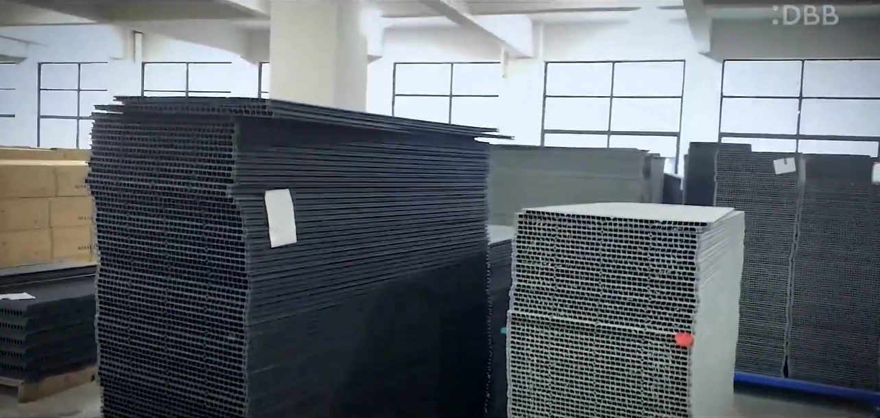 Factory Audit 15 dibibi-factory-resin-panels-fabrication